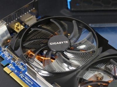 技嘉GV-N66TOC-2GD 风扇图