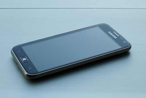 4.8吋+1.5GHz双核 WP8三星Ativ S公布