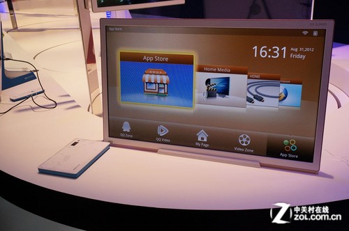 26吋大平板?TCL"冰激凌"智屏亮相IFA