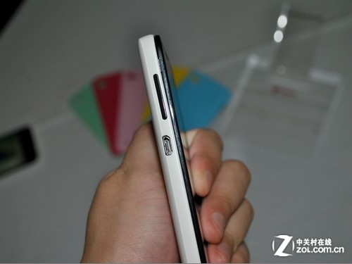 1.5GHz+1GB RAM ������1499Ԫ�ĺ��ֻ� 