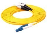 ͨѰ�����ż�FC(UPC)-LC(UPC)��ģ��о(3m)